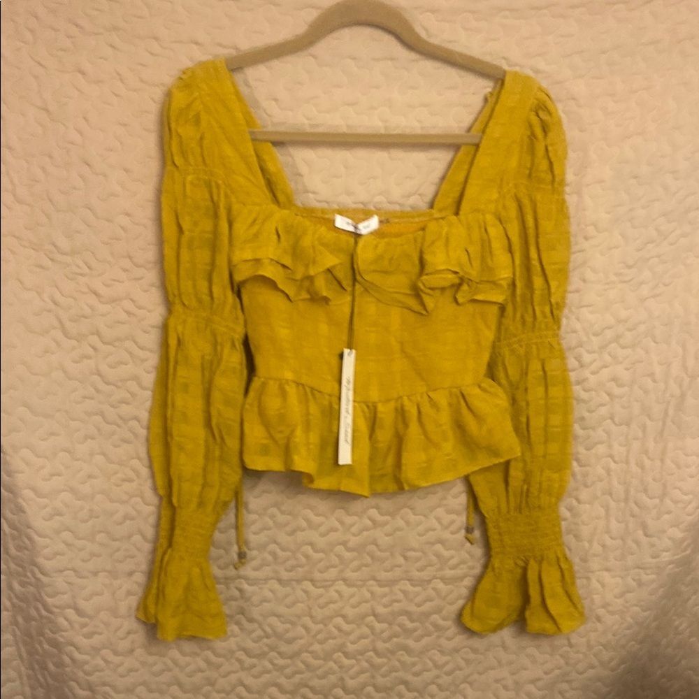 Mustard Seed Ruffled Short Top, Medium, 7E-112T009
